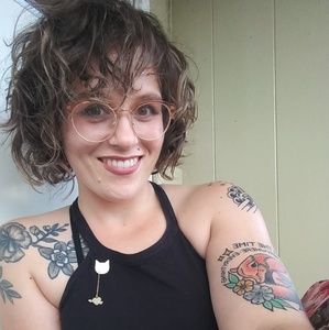 Meet your Posher, Katie